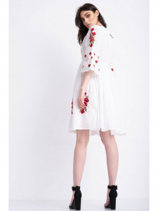 Rochie tip ie traditionala din bumbac alb cu model brodat rosu - Img 7
