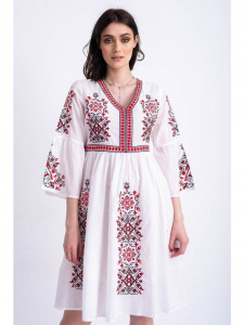 Rochie tip ie traditionala din bumbac alb cu model brodat rosu - Img 2