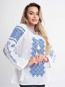 Ie dama din bumbac alb cu model traditional albastru inima - Img 2
