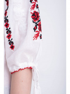 Bluza traditionala din bumbac alb cu broderie inflorata rosie pentru dama - Img 6