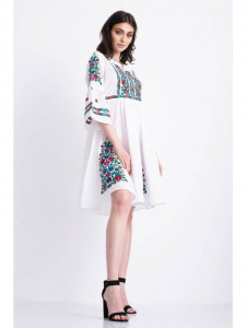Rochie tip ie traditionala din bumbac alb cu model brodat multicolor - Img 5