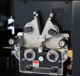 Stație sudură trifazată 500A ProWELD MIG 500Y pentru Oțel, Inox, Aluminiu, Fontă, MIG/MAG sinergic, TIG Lift, MMA + derulator extern, bobină 15kg, LCD dual - Img 3