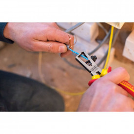 Stanley 0-84-010, cleste pentru dezizolat maxsteel VDE, 170 mm, blister - Img 3