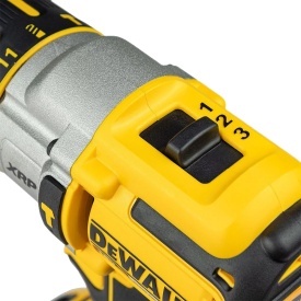 Masina de gaurit cu 2 acumulatori FlexVolt 6Ah DeWalt DCD991T2 - Img 2