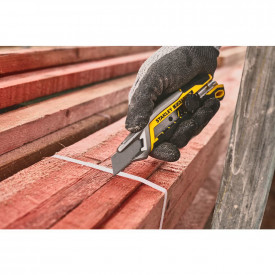 Stanley FMHT10592-0, cutter snap-off cu roata de blocare, latime 18 mm, 165 mm - Img 3