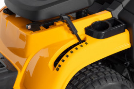 Tractor tuns gazon 8,7 CP Stiga Tornado 398 M , latime taiere 98 cm