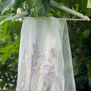EŞARFA POIENIȚA