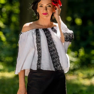 BLUZA FLUTURE
