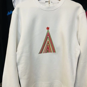 Tricou cu mânecă lungă O, brad frumos !
