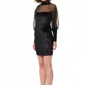 LITTLE BLACK DRESS
