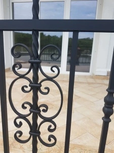 Vopsea email profesională negru mat Ral 9005 cu uscare rapidă