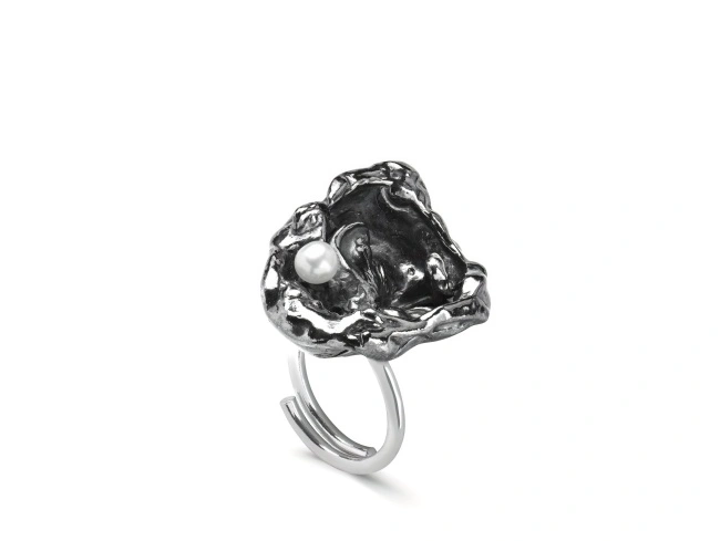 SILENT BLOOM Ring in 925 oxidized silver with cultured pearls - Img 3