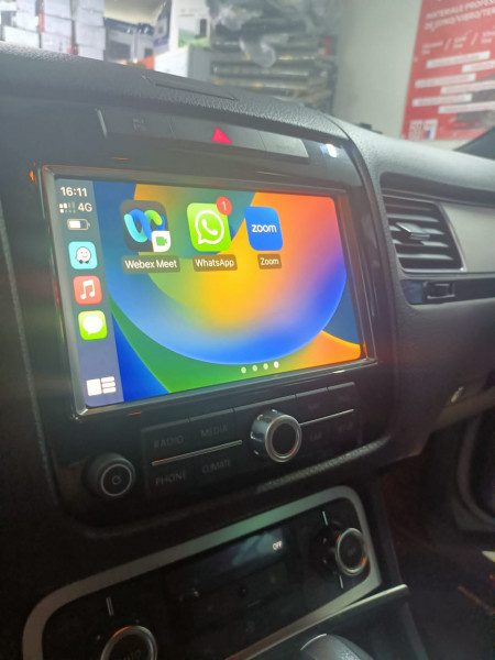 Carplay rns850 www.navigatiiauto.ro