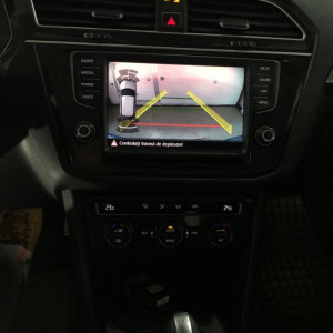 Kit complet retrofit Camera Marsarier in maner portbagaj cu linii de ghidaj active VW cu unitate originalaMIB2