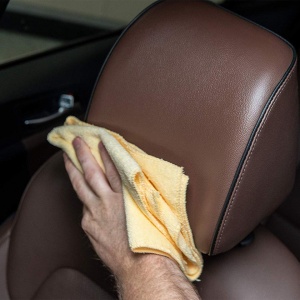 Meguair's Gold class rich leather cleaner & conditioner - Img 3
