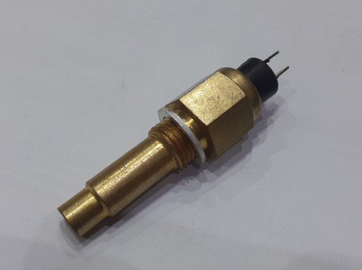 SENZOR TEMPERATURE DEUTZ 01173672