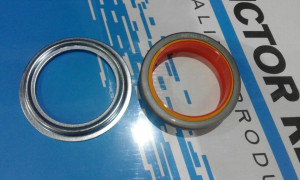 SEMERING RADILICE PREDNJI CUMMINS/DAF 63,5x79,5x8 3937111