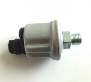 SENZOR PRITISKA ULJA DEUTZ 04190809