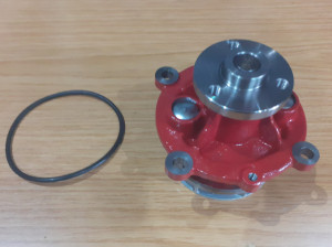 PUMPA VODE KHD/DEUTZ/VOLVO 1012/1013/2012 04258805
