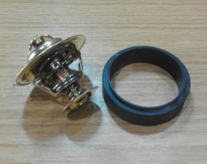 TERMOSTAT CUMMINS 4B/4BT/6B/6BT 82C 3802273