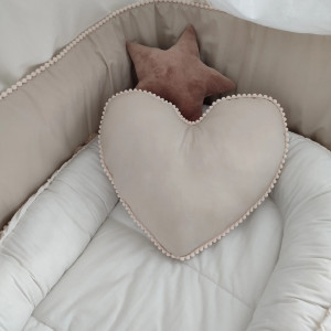 Perna Decorativa Inima din Bumbac, 39×28 cm, Koell Boho, Nisip, cu Pompoane - Img 2