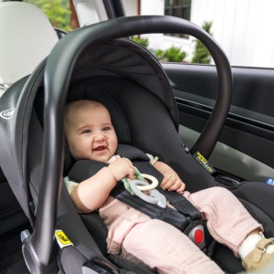 Scoica auto Graco SnugLite Midnight, 40-75 cm, certificata R129 - Img 2