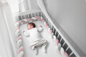 Protectie impletita pentru patut copii, 200 cm, Ricokids, Roz - Gri - Alb - Img 3