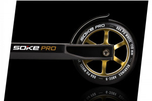 Trotineta cu 2 roti, Soke, Pro, 85 x 50 cm, Aluminiu, compresie HIC, rulmenti ABEC-9, punte sudata, Greutate maxima utilizator 100 Kg, Negru/Gold - Img 5