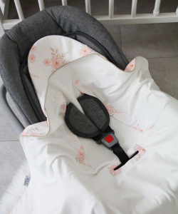 Păturică pentru Bebeluși în Scaun Auto 91×91 cm, Husă de Înfășat cu Glugă, Bumbac, Tiny Star Garden - Img 3