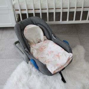 Păturică pentru Bebeluși în Scaun Auto 91×91 cm, Husă de Înfășat cu Glugă, Bumbac, Tiny Star Garden - Img 4