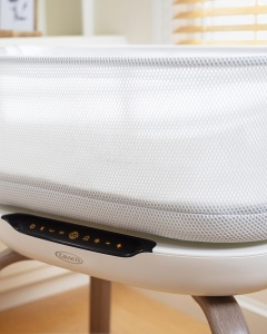 Patut co-sleeper Graco Eluma Nest Luna cu leganare automata si sistem inteligent de detectare a plansului - Img 11