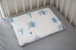 Set Lenjerie de Pat pentru Copii Tiny Star Magic, 2 Piese, Bumbac 100%, Pilotă 135×100 cm + Pernă 40×60 cm - Img 2