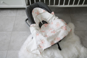 Păturică pentru Bebeluși în Scaun Auto 91×91 cm, Husă de Înfășat cu Glugă, Bumbac, Tiny Star Garden - Img 5