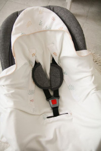 Paturica pentru Infasat Bebe in Scaun Auto, 91 x 91 cm, Tiny Star, Harmony - Img 5