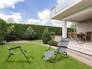 Scaun tip sezlong, pliabil, ajustabil, cu tetiera si cotiere, pentru gradina sau terasa, Modern Home, ZRL010, Culoare Gri - Img 3
