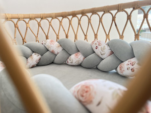 Babynest 2in1 pentru copii, cu margini impletite, din bumbac catifelat, Sparrow Velvet, Eucalipt Flowers - Img 3