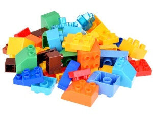 Set masa cu scaun pentru copii, 3in1, cu suprafata de construit, tabla de activitati, picioare reglabile, cuburi de constuit, Feel, ZA5160 - Img 3
