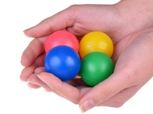Set 4 Bile Colorate, diametru 3 cm, din plastic, SP0775 - Img 3