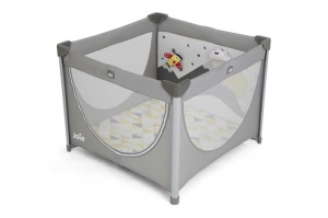 Tarc de joaca si Patut cu un nivel Joie Cheer Little Explorer