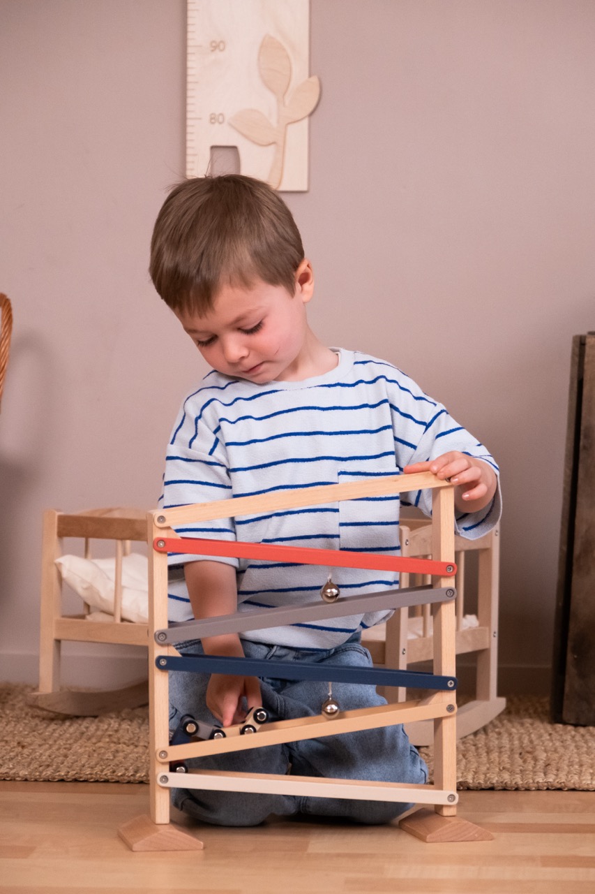 Ce jucării Montessori sunt potrivite pentru 1-3 ani și de ce funcționează