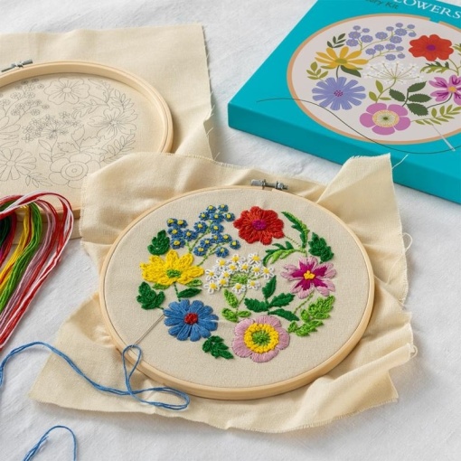 Joc creativ Kit de brodat flori, Rex London