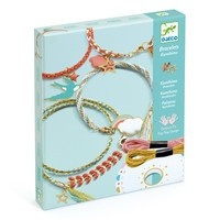 DJ09818 - Kit creativ cu brățări handmade din fire colorate și pandantive, Djeco
