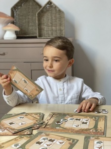 Joc educativ Sudoku Pădure - activitate interactivă cu piese magnetice