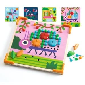 Planse de completat cu pioneze de plastic de diferite marimi si culori