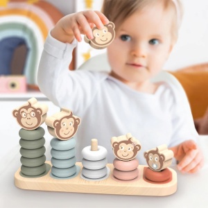 Monkey Family Stacker – dezvoltare creativă și dexteritate