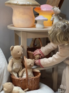 Jucărie sustenabilă Marcel Bear Small - ursuleț moale din materiale eco-friendly