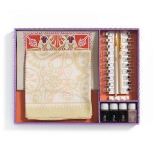 Set complet Atelier 11 pentru pictură pe mătase – conținutul cutiei