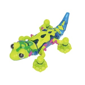 G_7088 - Gecko Robot urcând pe geam datorită cupelor de aspirație brevetate, Genius Toy