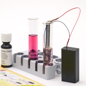 645571_Kit STEM Experiente chimice si electrochimice, Thames & Kosmos