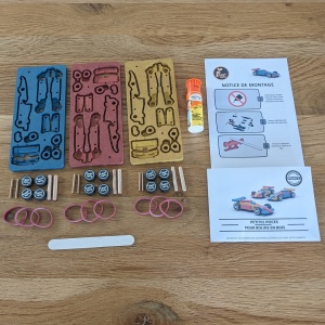 Set de constructie 3 masini de curse, Croctoys